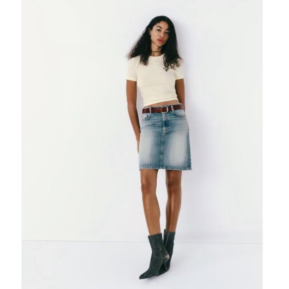 ZARA DENIM SKIRT size XS